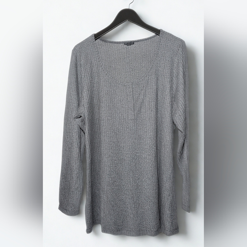 Torrid Gray Ribbed Henley Long Sleeve Top Size 3X - Picture 1 of 5
